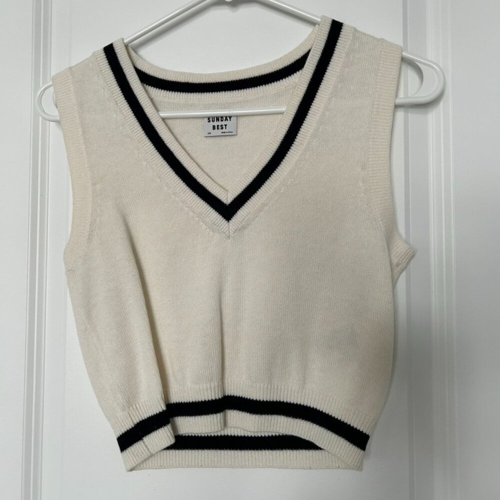 Sunday Best Quinn Sweater Vest in Cream/Navy